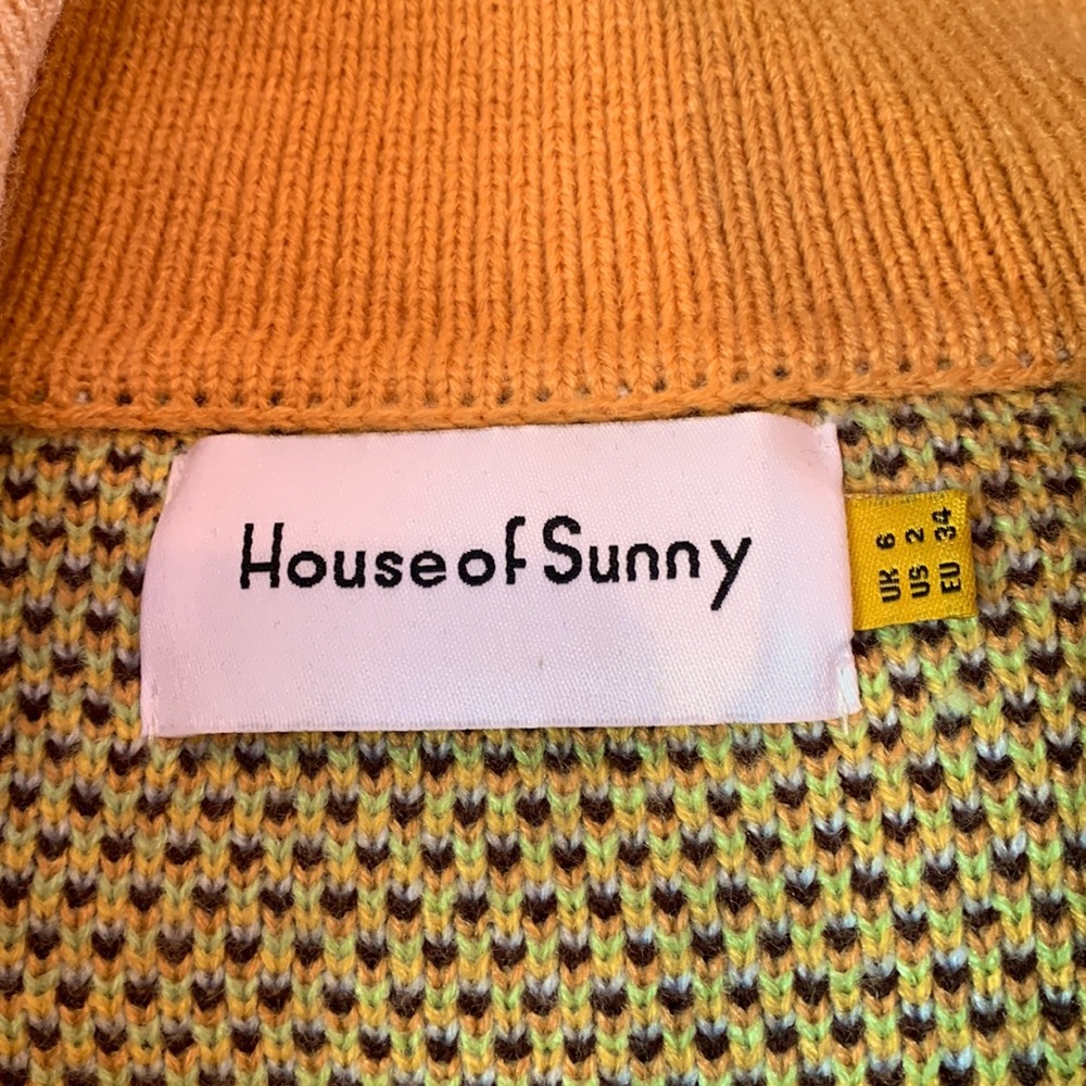 House of Sunny Daybreak Cropped Button Up Cardigan - Picture 11 of 15